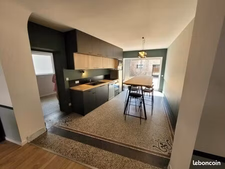 appartement 1 pièce 14 m²