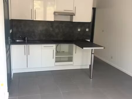 part loue f2 sainghin en mélantois