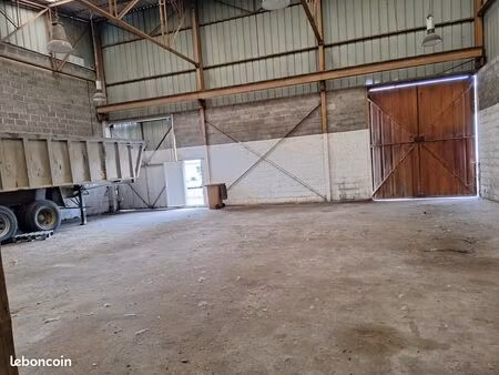 entrepôt 157 m² saint-amand-les-eaux