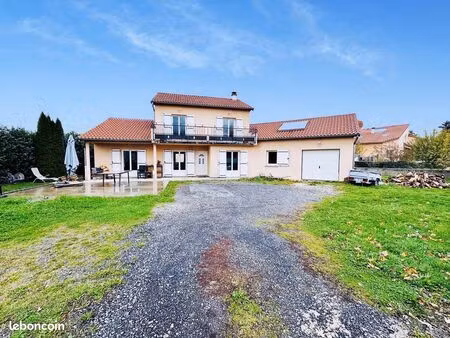 maison 6 pièces 167 m²