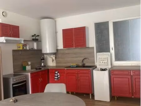 t2 meublé en rdc – résidence sécurisée  parking en sous-sol – béthune