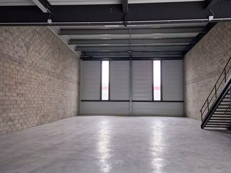 local d'activités  entrepôt  atelier