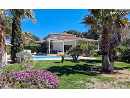 villa 8 pieces sur 2000 m2 entre le cap d'agde et le grau d'agde