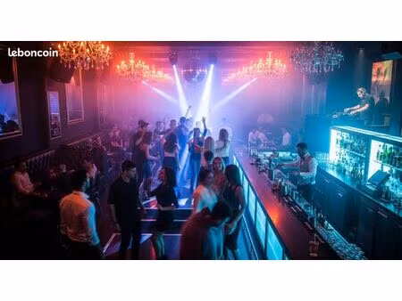 fonds de commerce bar  discothèque 200 m²