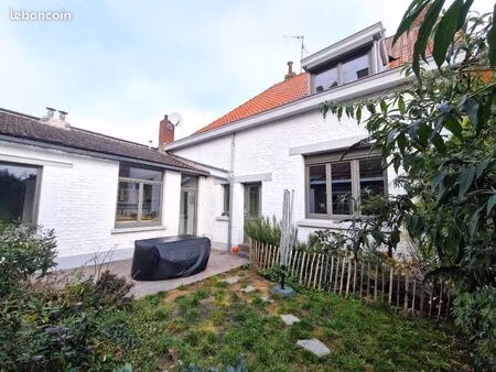 maison 6 pièces 142 m²