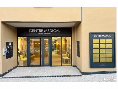 bureau dans pôle médical mardi et samedi