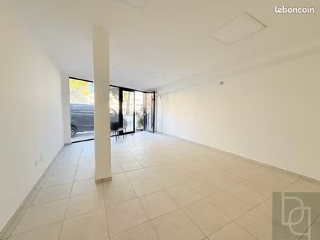 local commercial 67 m² montpellier