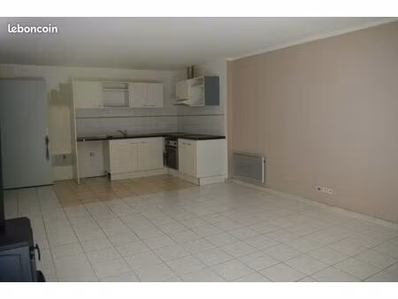 appartement 3 pièces 64 m²