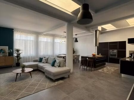 loft 5 pièces 202 m²
