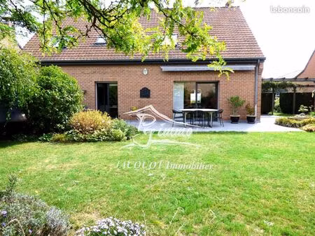 maison 6 pièces 136 m²