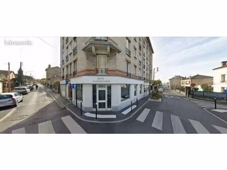 location centre pluridisciplinaire