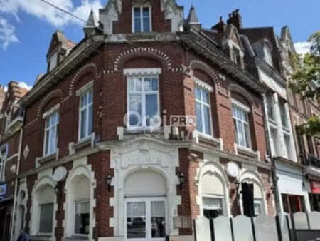 local commercial 113 m²