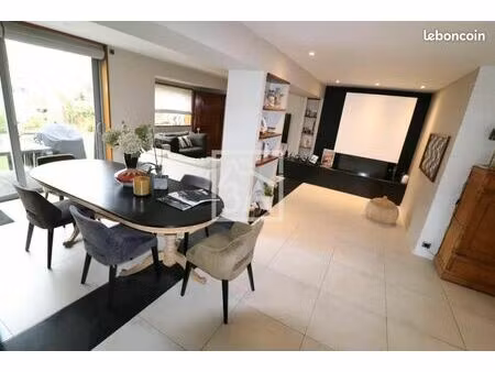 maison 7 pièces 130 m²