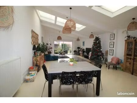 maison 7 pièces 175 m²