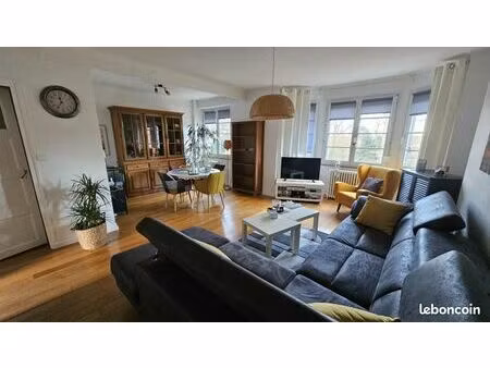 appartement 4 pièces 94 m²