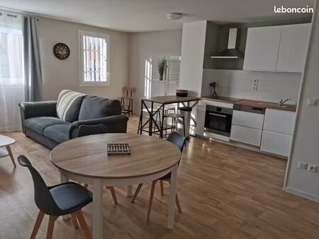 à louer appartement t4 meublé lille avec place de parking (euratechnologies)