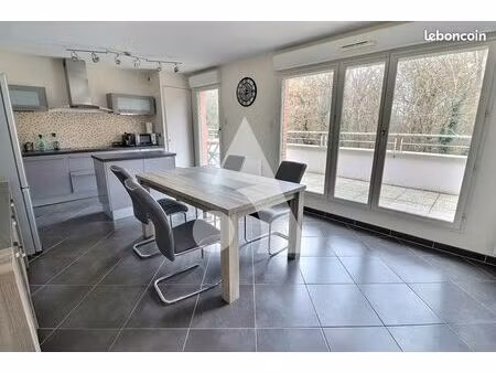 appartement 3 pièces 67 m²