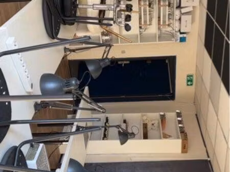 local commercial  bureaux