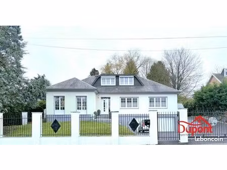 propriété 5 pièces 170 m²