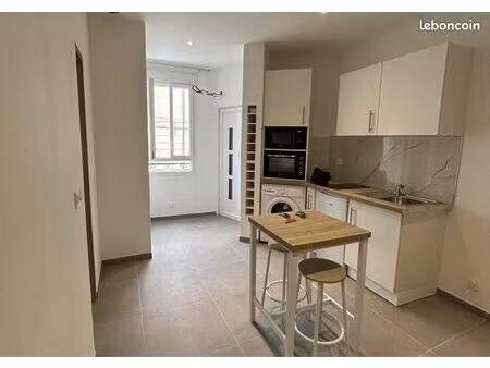 à louer – t2 meublé 30 m² – centre de cournonterral