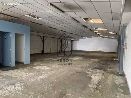 atelier 285 m² croix