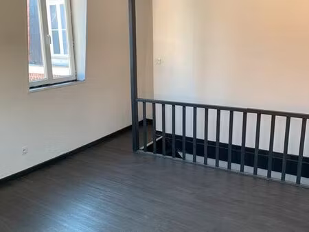 maison de ville avec extérieur