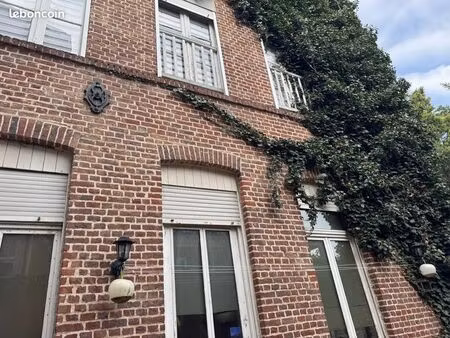 immeuble 11 pièces 290 m²