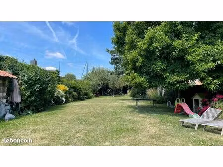 coup de coeur pour cette fermette  entièrement rénovée  en plein cœur de sailly