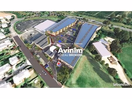 local 305 m² bernes-sur-oise