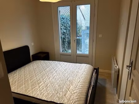 jolie maison frontignan à louer