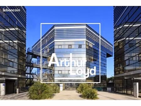 bureaux 206 m²