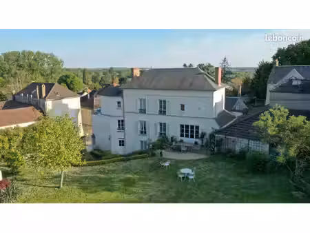 maison 8 pièces 226 m²