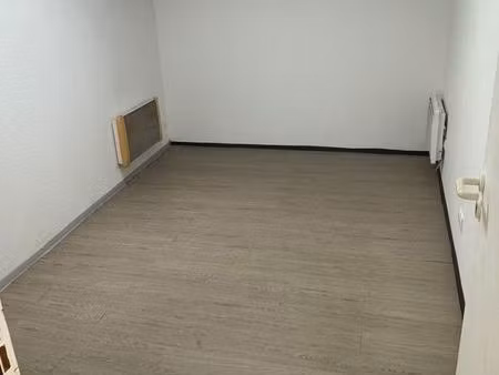 bureau individuel à louer 13m2 - béziers centre