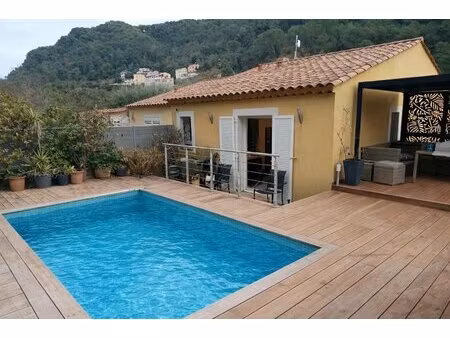 opportunité sécurisée – maison 4 pièces avec piscine – excellent état