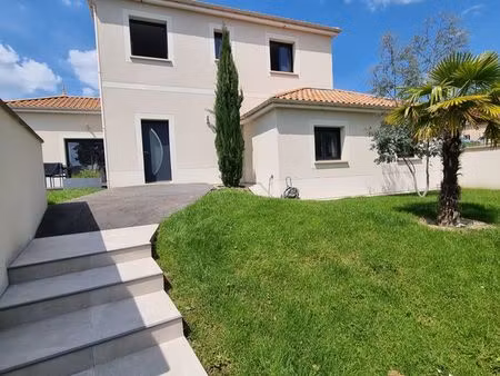 maison proche centre-ville 250m²