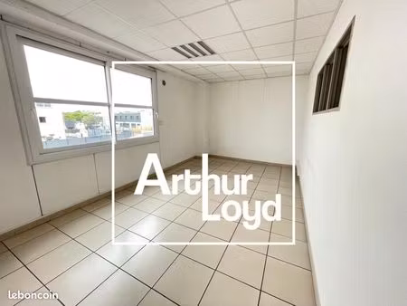 bureaux 217 m²