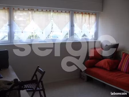 studio 1 pièce 18 m²