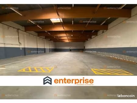 local industriel 7 300 m²