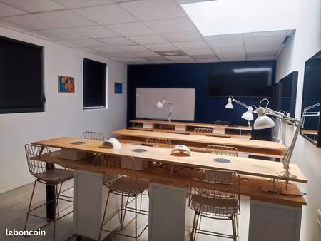 local bureaux 396 m²