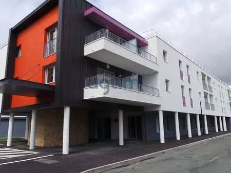 location appartement 2 pièces à montaigu (85600) : à louer 2 pièces / 42m² montaigu