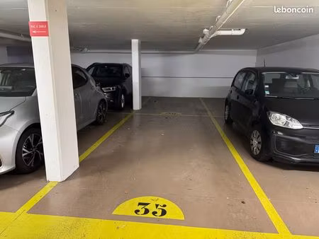 2 places de parking couvert avec ou sans cave