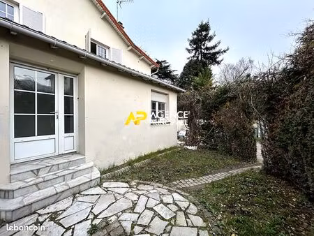 appartement 4 pièces 79 m²