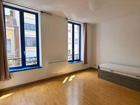 t2 meublé de 31m2 à roubaix – proche grand place et musée de la piscine – proche ensait et