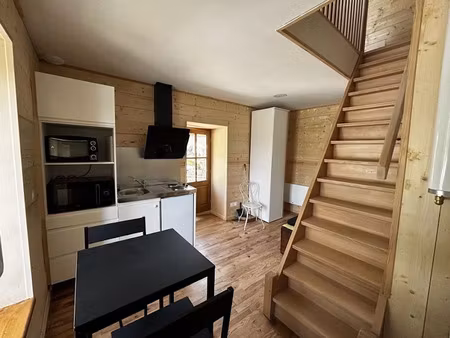 location meublée appartement 1 pièce 18.35 m² à comberjon (70000)  405 €