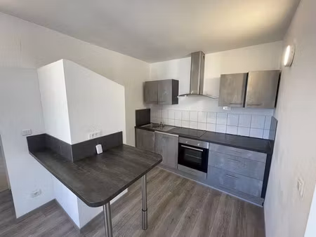 location appartement 5 pièces 99.06 m² à faverney (70160)  680 €