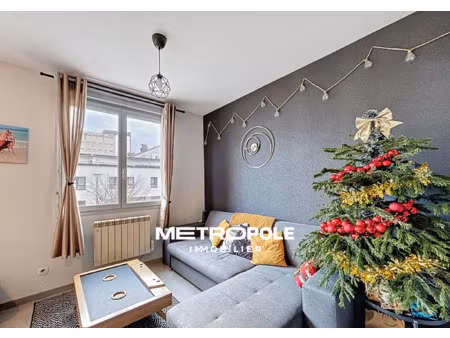 appartement t2 avec place de stationnement et terrasse - vil