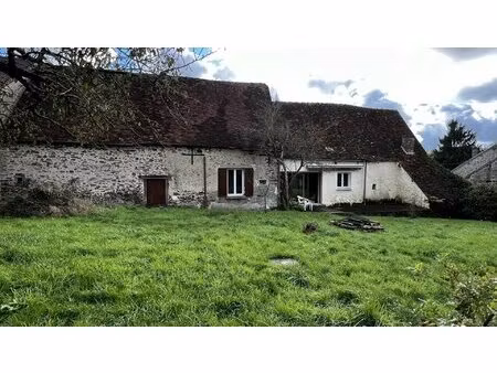 grande maison avec grange attenante à moderniser/rénover comme maison ou agrandir la maiso