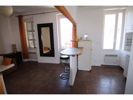 a louer t1 meublé de 37m2 proche castellane