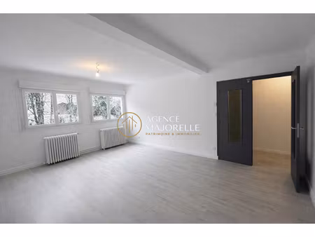 bel appartement t3 rénové  avec parking  proche du centre ville !
