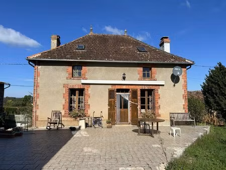 propriété de caractère de 2 chambres avec petit cottage à rénover